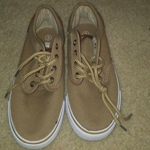 Tan casual shoes